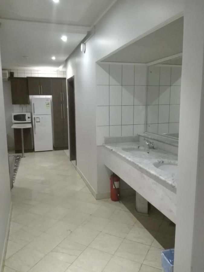 Sixty Three Hotel Suites Riadh Exterior foto