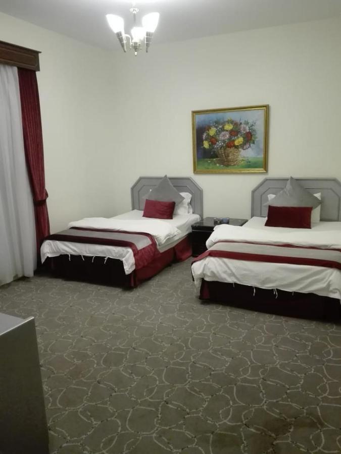 Sixty Three Hotel Suites Riadh Exterior foto